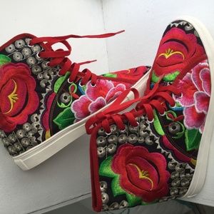 Johnny was high top style embroidered sneakers